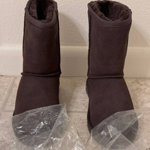 OZWEAR UGG Classic Sheepskin Boots - Brown, Size 37 (New) - Picture 1 of 9